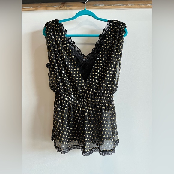 Free People Top - Picture 1 of 5